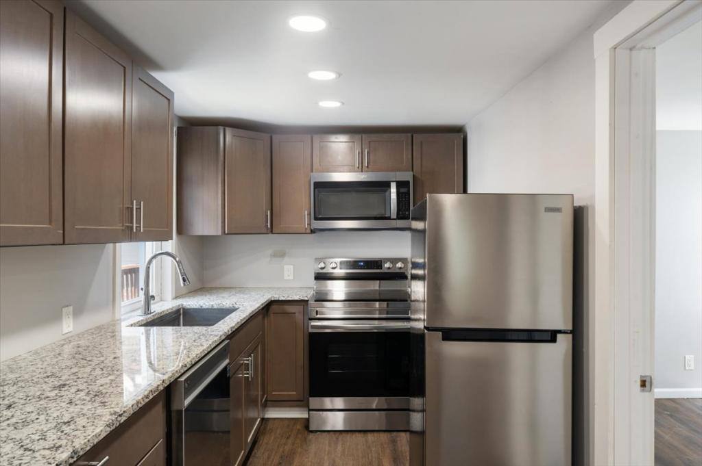 Apartment for rent at 87 Pine St, Nashua, NH 03060