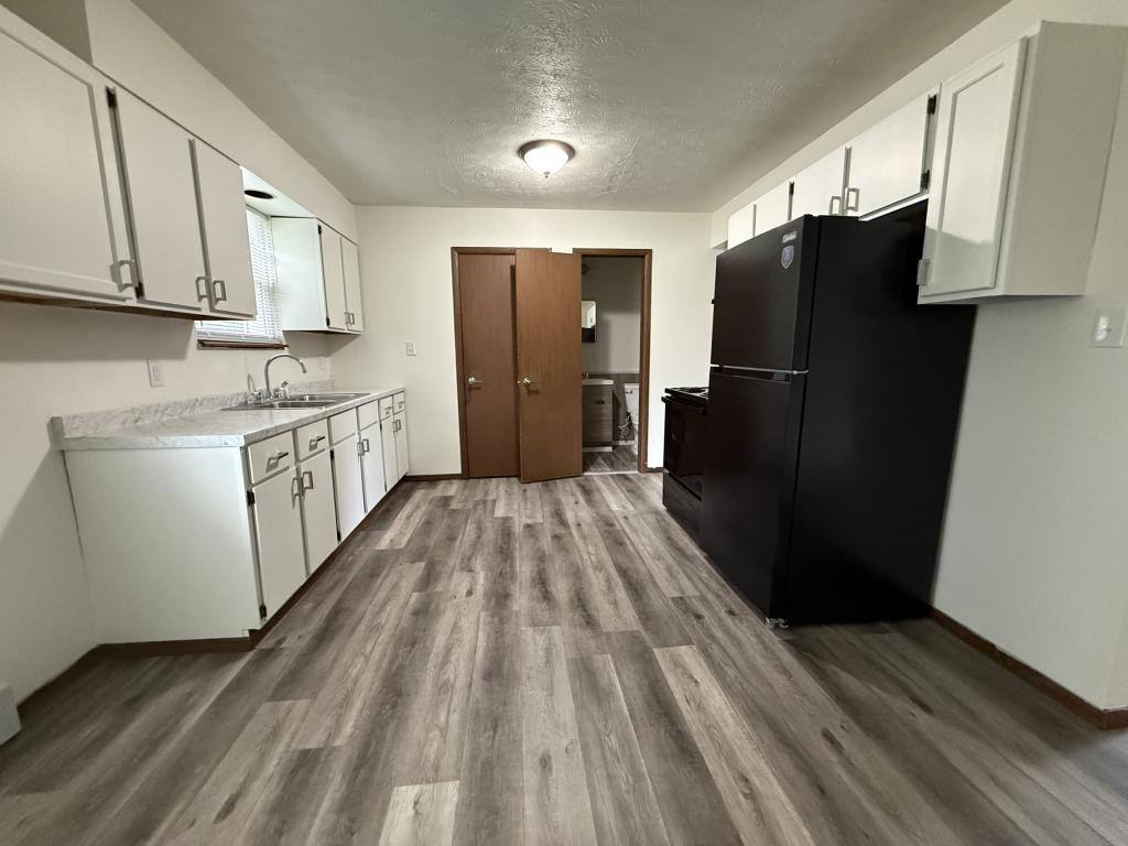 Townhouse for rent at 240 Folsom St NW, Warren, OH 44483