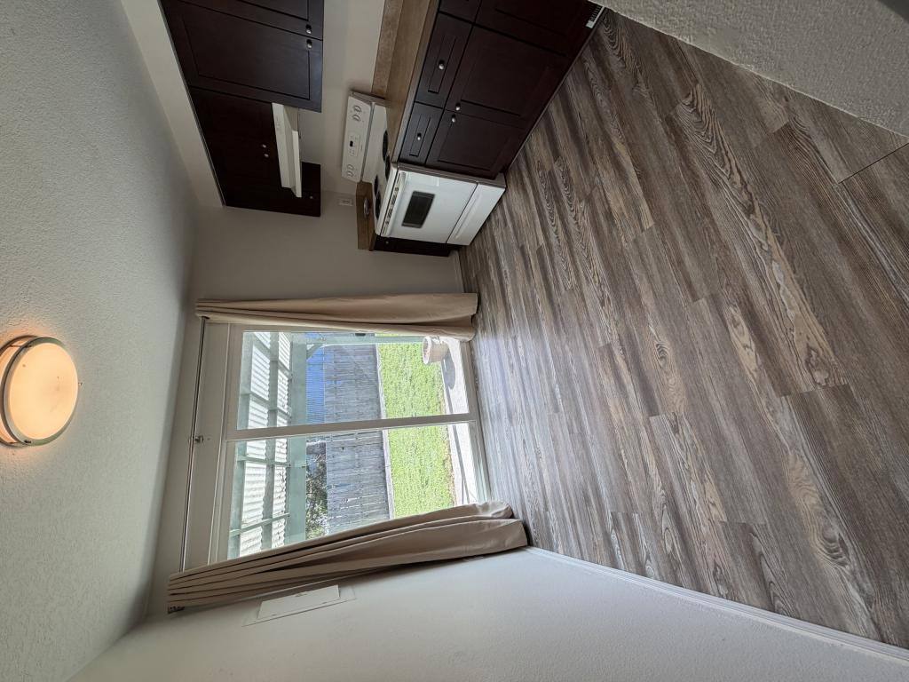 Townhouse for rent at 1661 Lund Ave, Coos Bay, OR 97420