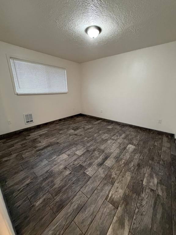House for rent at 383 2nd Ave, Coos Bay, OR 97420