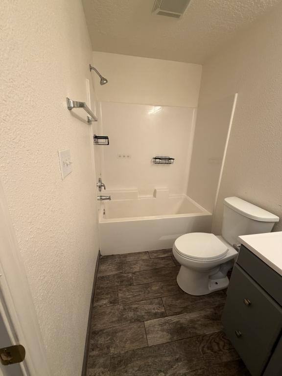 House for rent at 383 2nd Ave, Coos Bay, OR 97420