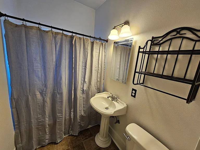 House for rent at 1907 1st St, La Grande, OR 97850