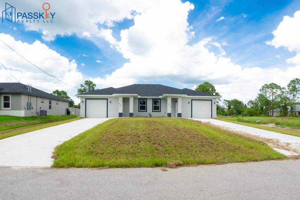Townhouse for rent at 871 Duplex St E, Lehigh Acres, FL 33974