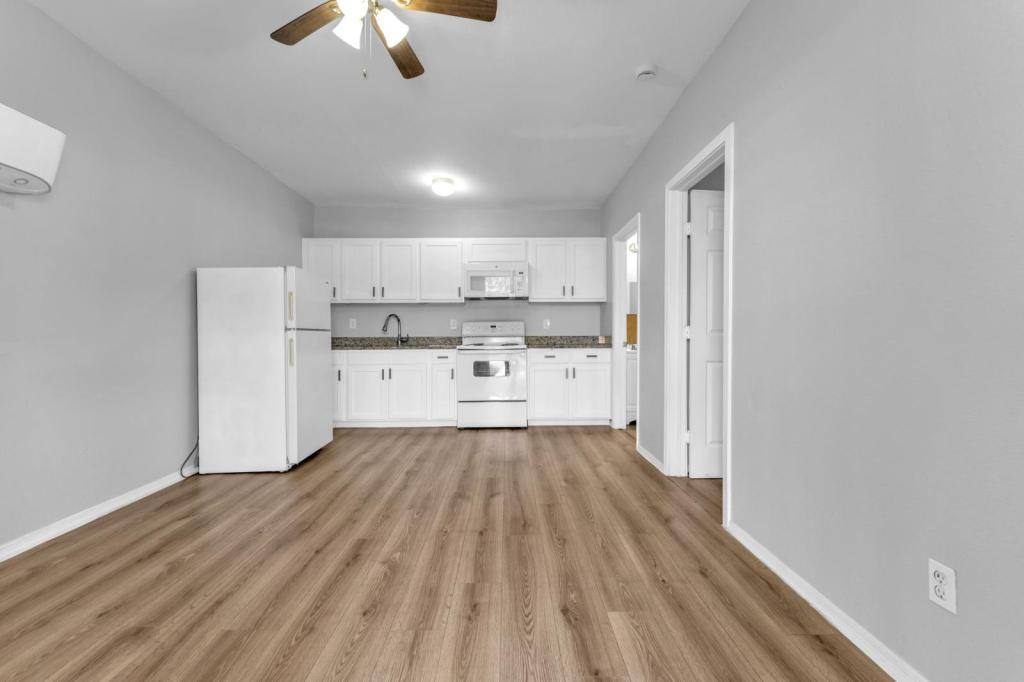 Townhouse for rent at 834 Division Ave, San Antonio, TX 78225