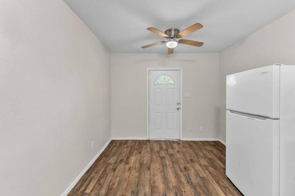Townhouse for rent at 834 Division Ave, San Antonio, TX 78225