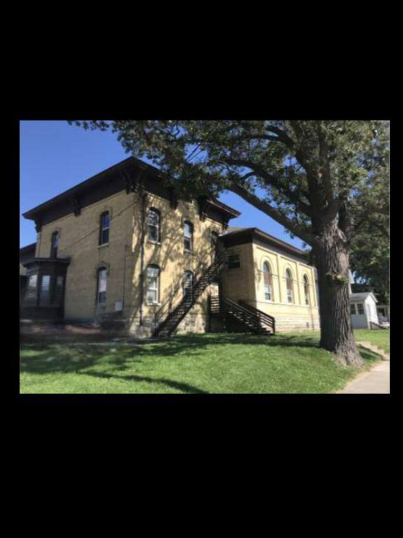 Apartment for rent at 306 Wisconsin St, Oshkosh, WI 54901
