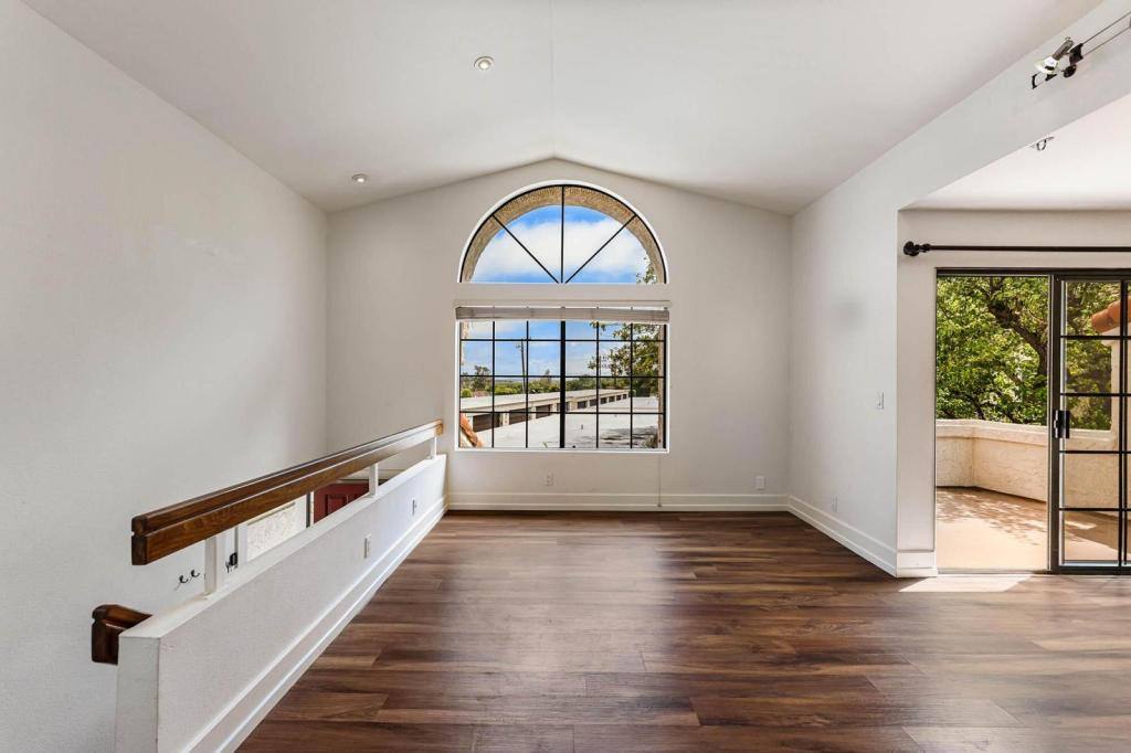 Condo for rent at 1240 Franciscan Court #6, Carpinteria, CA 93013