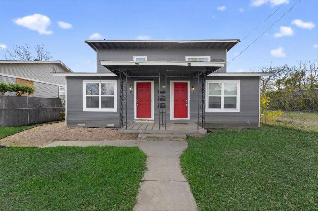 House for rent at 118 Compton Ave #1, San Antonio, TX 78214