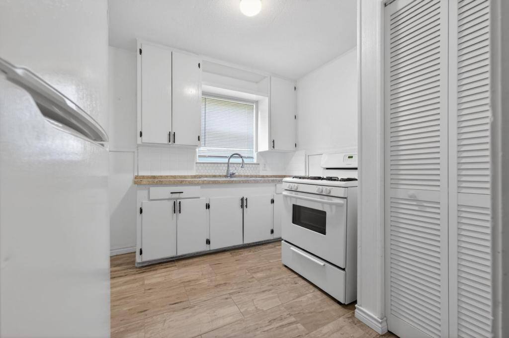House for rent at 118 Compton Ave #1, San Antonio, TX 78214