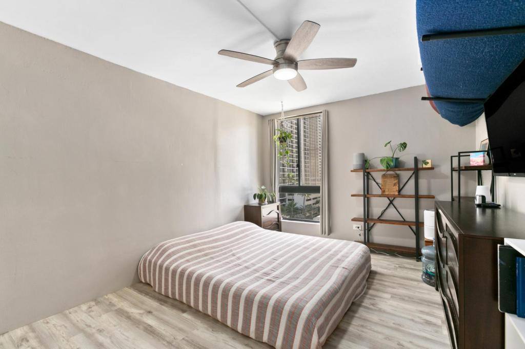 Apartment for rent at 250 Hua Ave, Honolulu, HI 96815