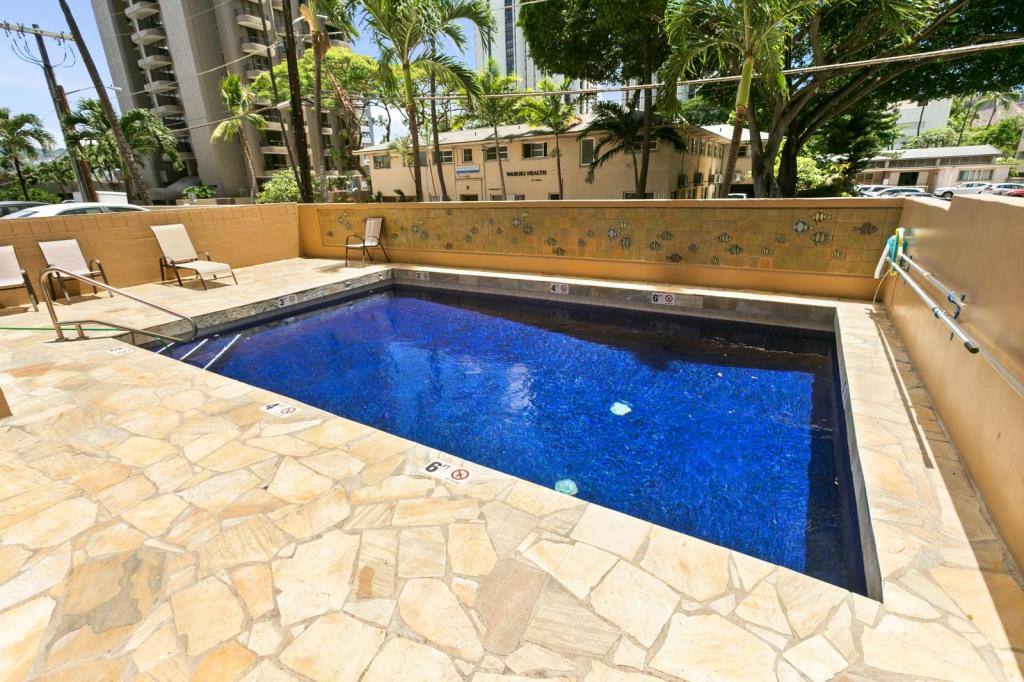 Apartment for rent at 250 Hua Ave, Honolulu, HI 96815