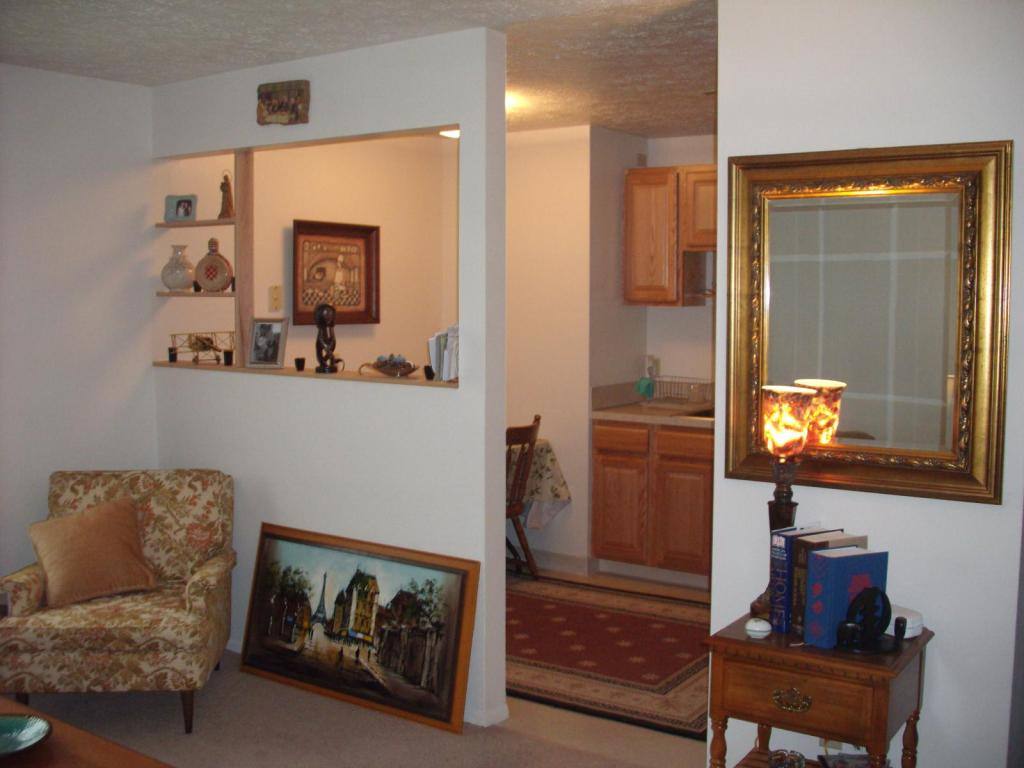 Apartment for rent at 33145 Vine St, Eastlake, OH 44095