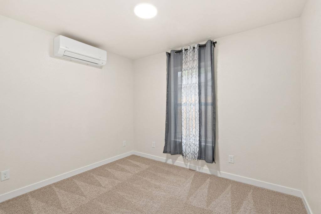 Townhouse for rent at 1338 E 7th St, Loveland, CO 80537