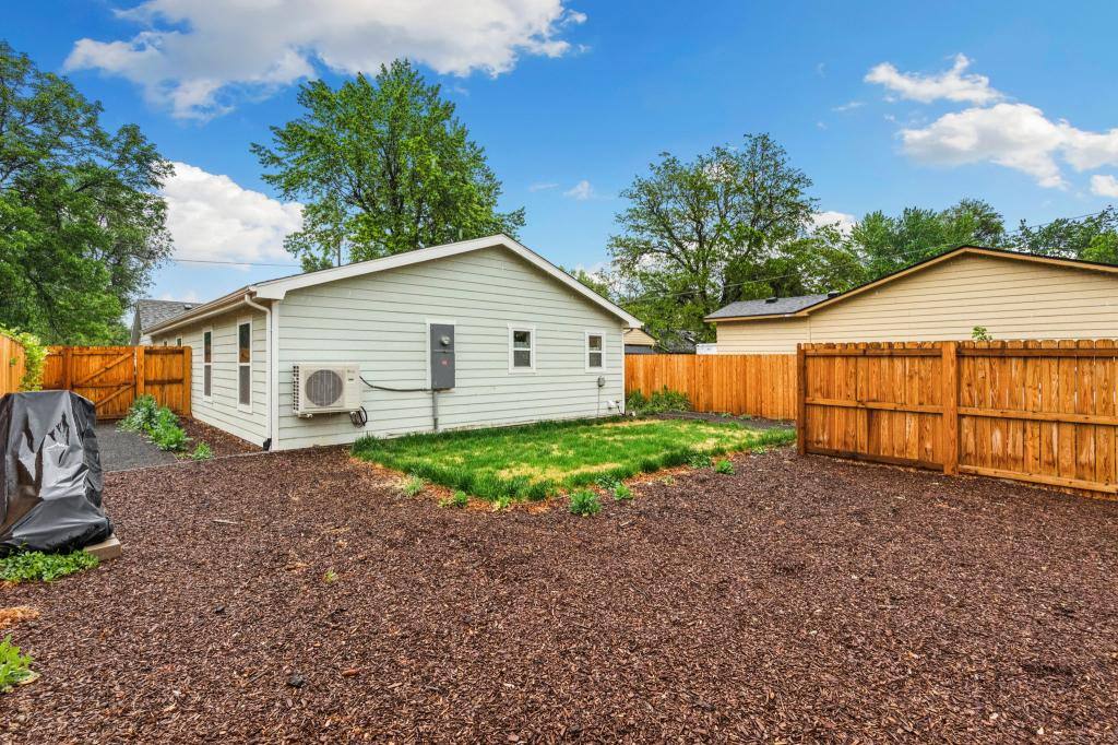 Townhouse for rent at 1338 E 7th St, Loveland, CO 80537