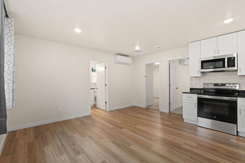 Townhouse for rent at 1338 E 7th St, Loveland, CO 80537