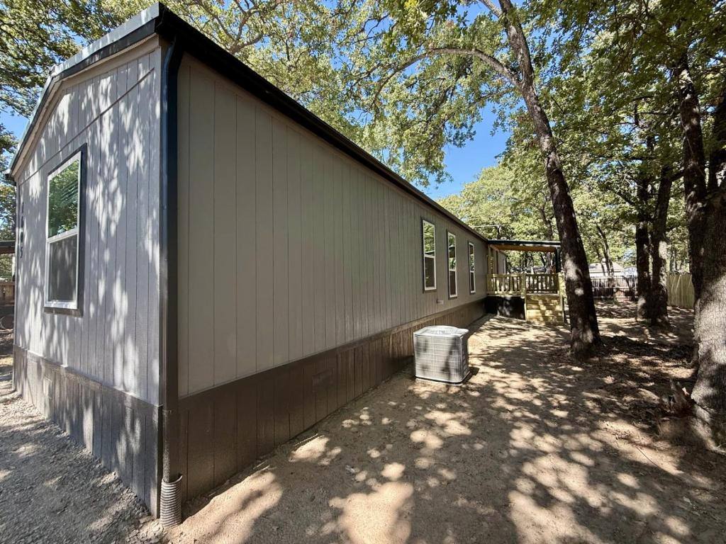 House for rent at 1808 Sheila Dr, Azle, TX 76020
