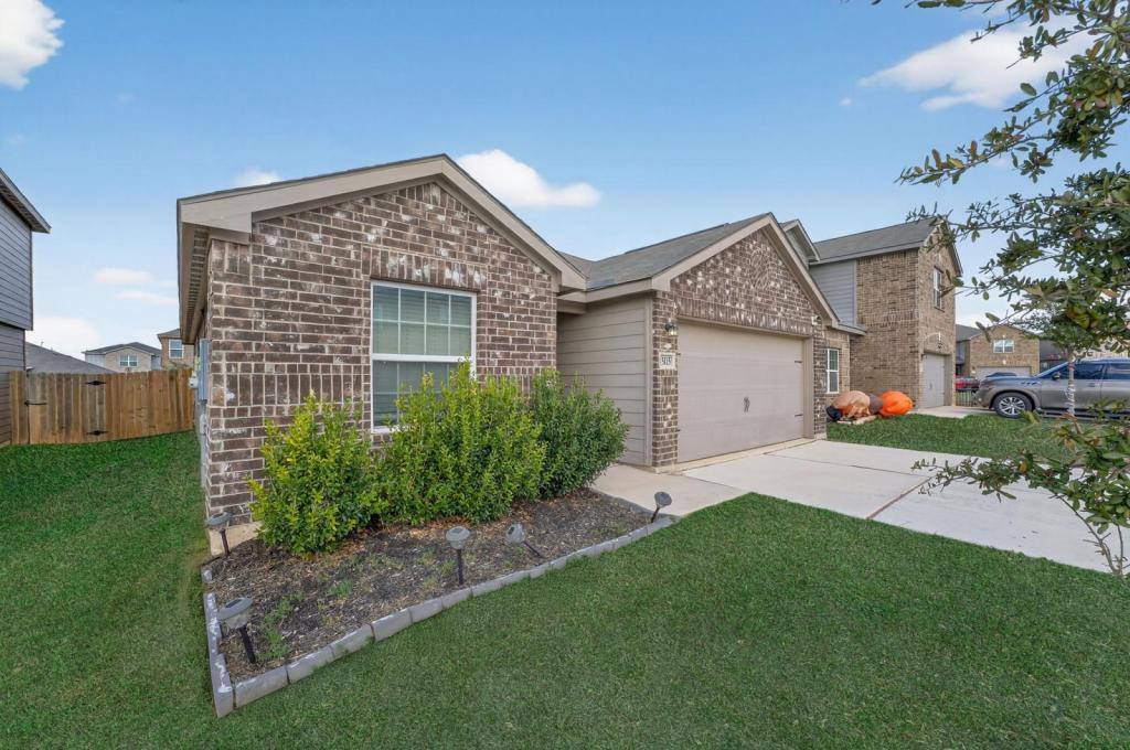 House for rent at 15115 Jetfire Point, Von Ormy, TX 78073