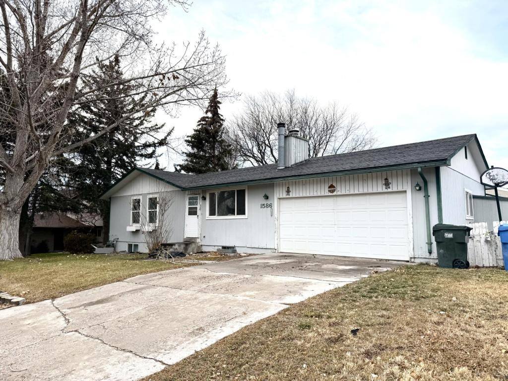 House for rent at 1586 Golden Gate St, Pocatello, ID 83201