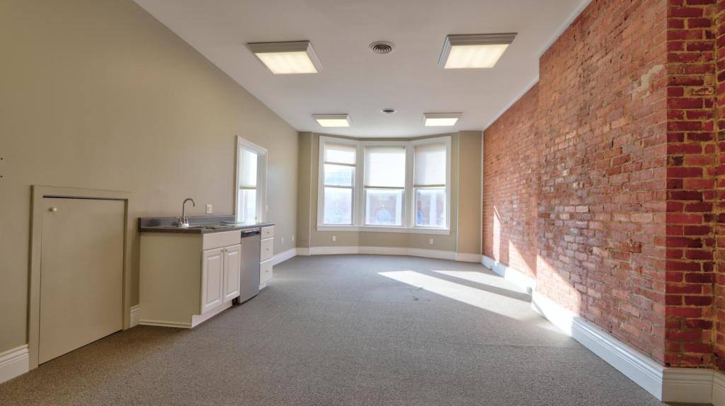 Apartment for rent at 68 Castle St, Geneva, NY 14456