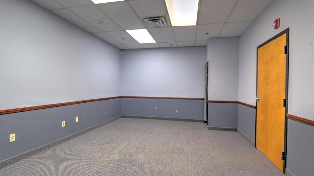 Apartment for rent at 1 Franklin Square, Office #1, Geneva, NY 14456