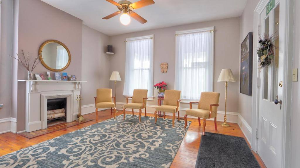 Apartment for rent at 140 Washington St, Geneva, NY 14456