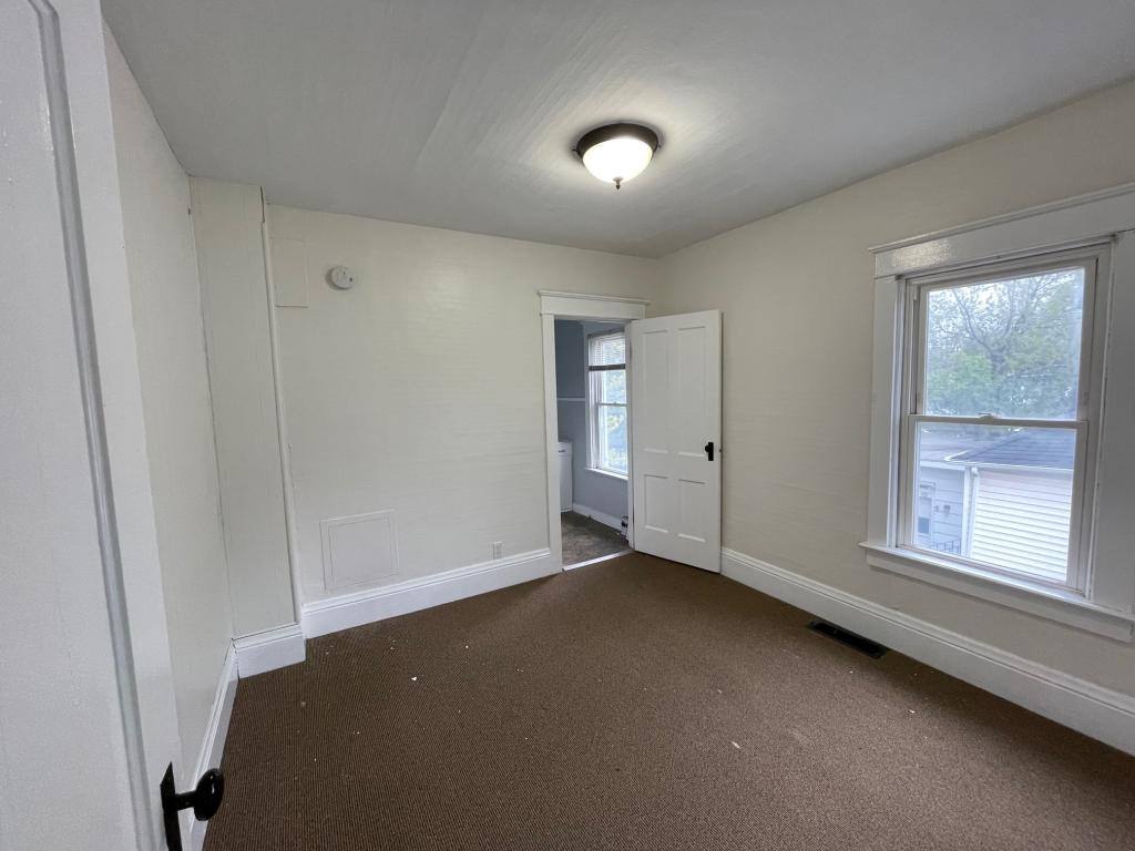 Apartment for rent at 224 State St, Batavia, NY 14020