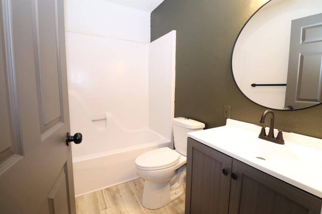 Apartment for rent at 1221 S Park Ave #15, Aurora, MO 65605