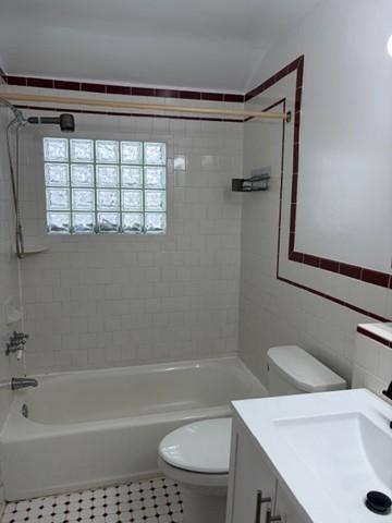 Townhouse for rent at 8503 Kings Ridge Rd, Parkville, MD 21234