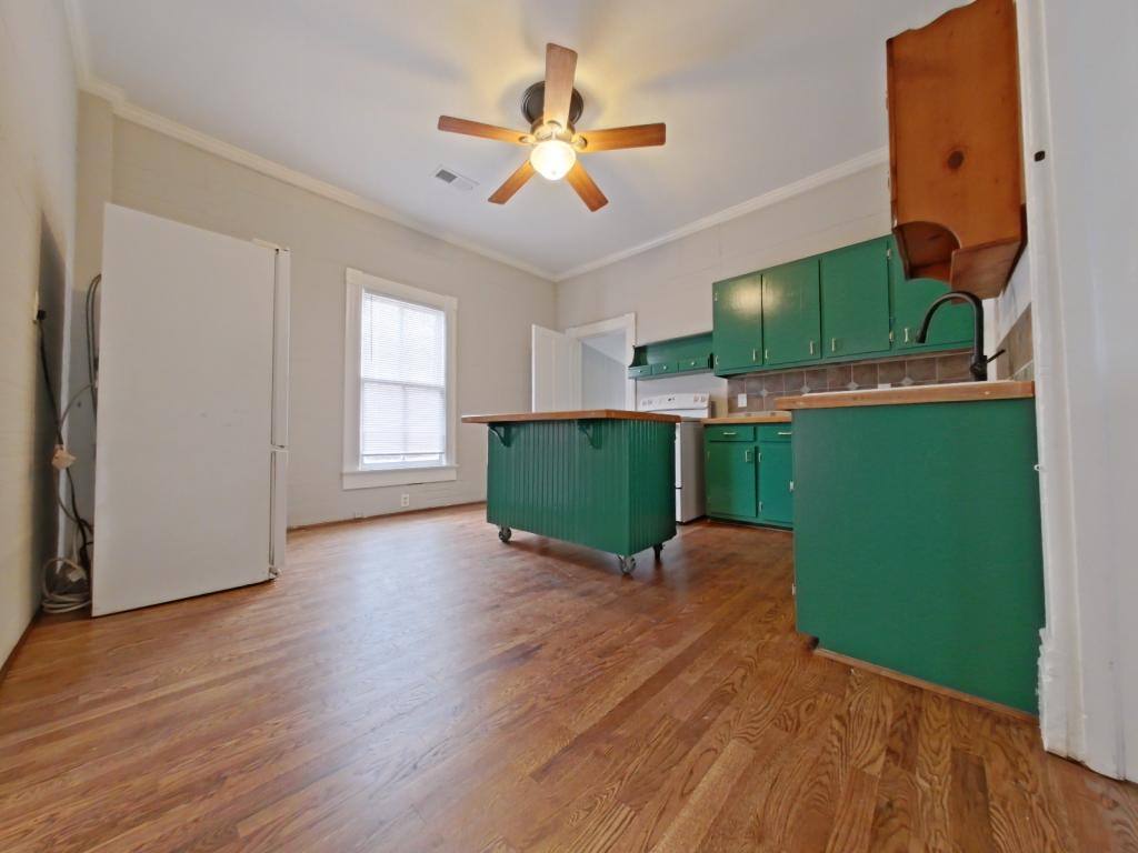 House for rent at 304 Oakwood St, High Point, NC 27262