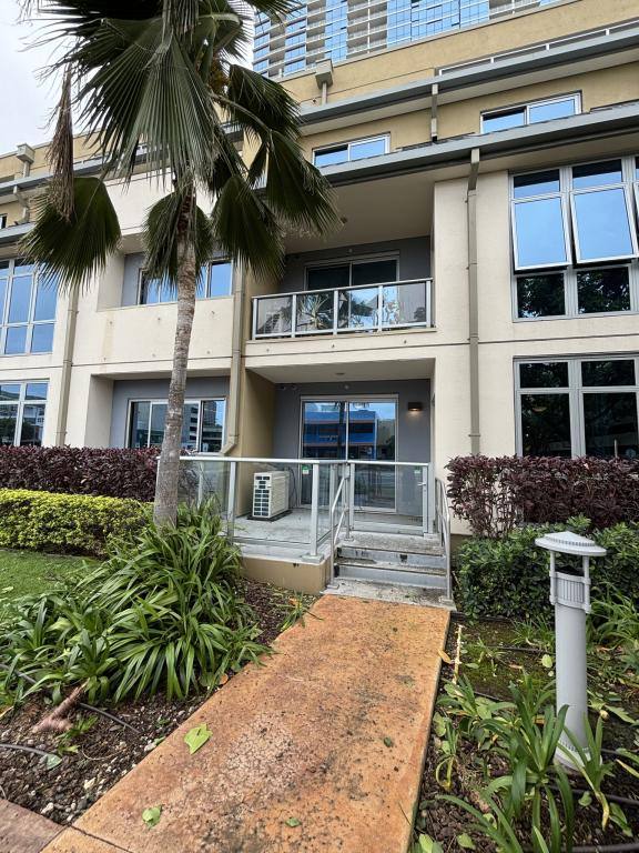 Townhouse for rent at 555 S St #103, Honolulu, HI 96813