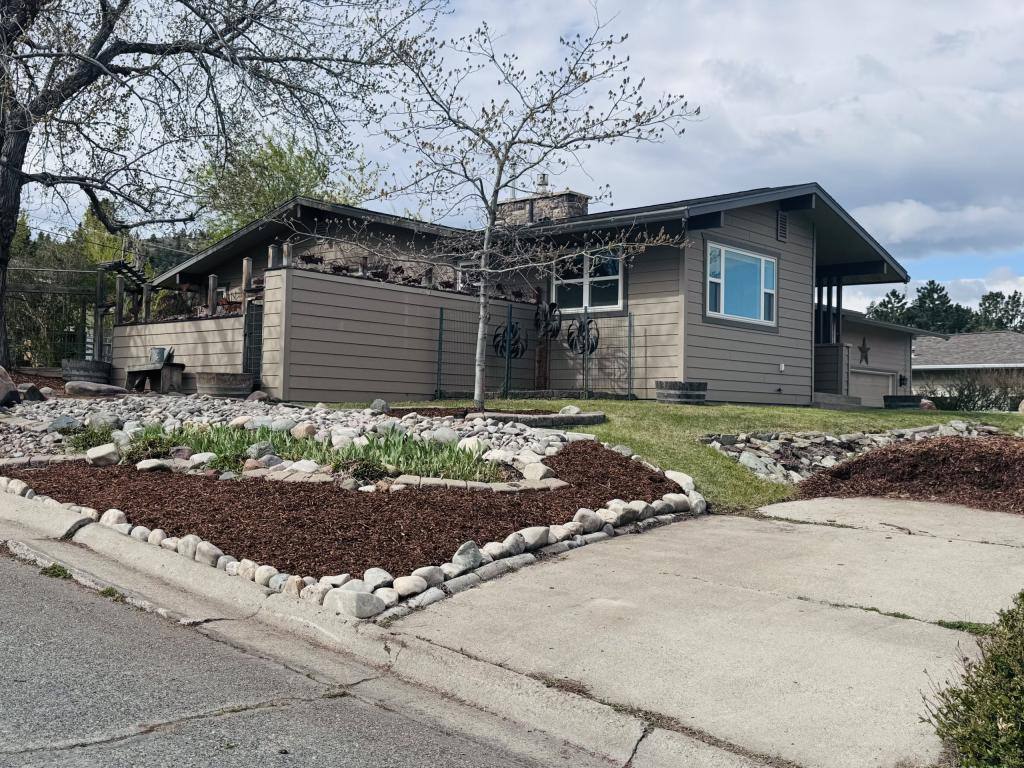 House for rent at 1617 Winne Ave, Helena, MT 59601