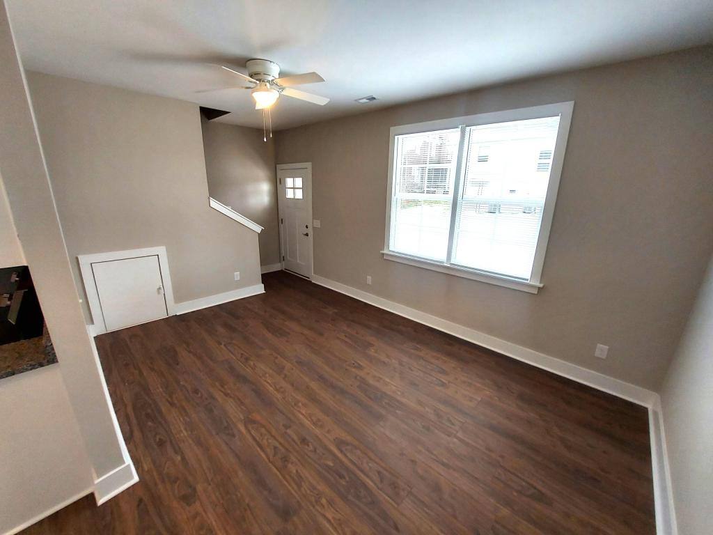Townhouse for rent at 38 E 4th St, Lexington, NC 27292