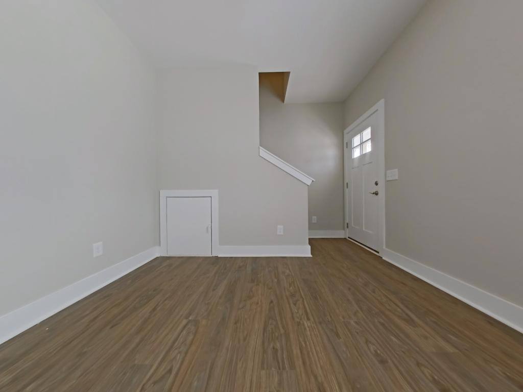 Townhouse for rent at 38 E 4th St, Lexington, NC 27292