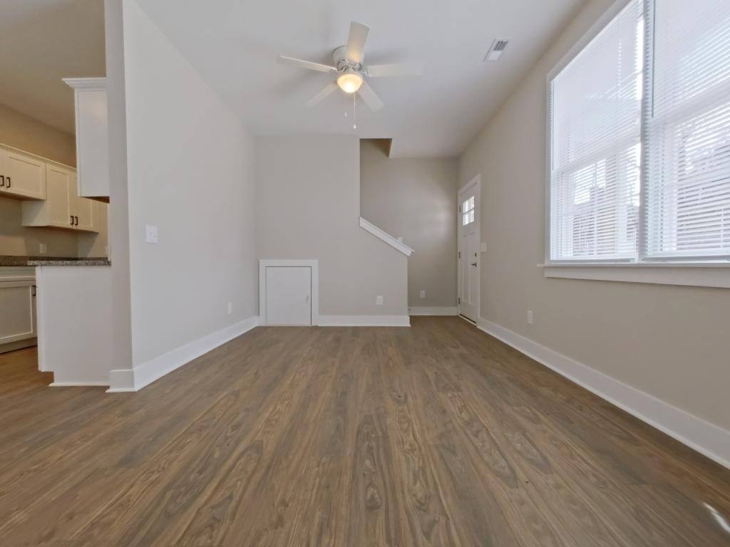 Townhouse for rent at 38 E 4th St, Lexington, NC 27292