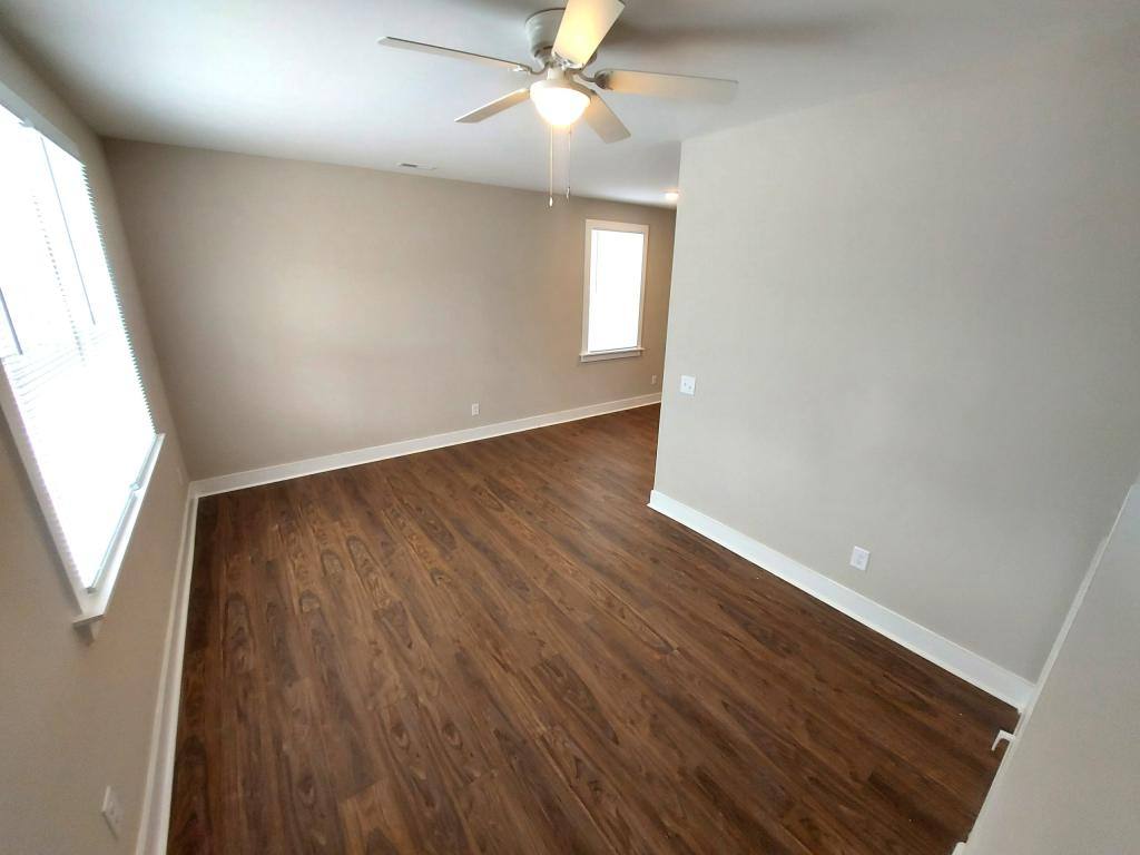 Townhouse for rent at 38 E 4th St, Lexington, NC 27292