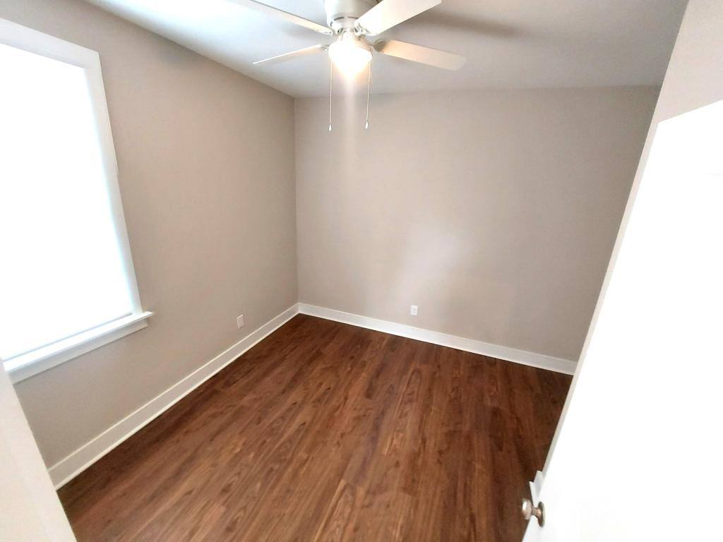Townhouse for rent at 38 E 4th St, Lexington, NC 27292