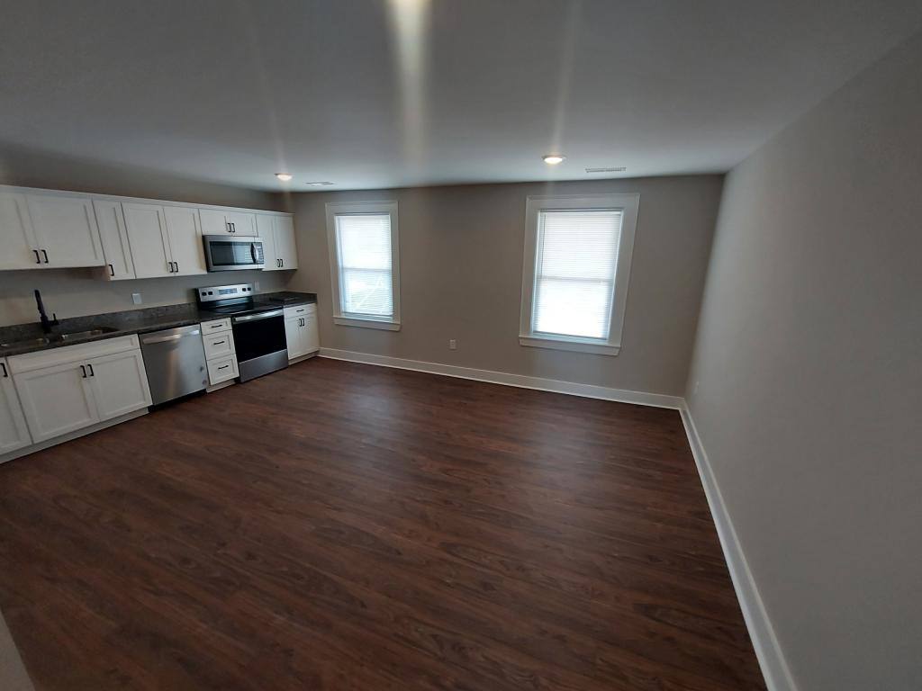 Apartment for rent at 36 E 4th St, Lexington, NC 27292