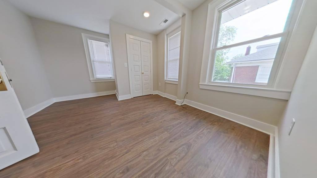 Apartment for rent at 36 E 4th St, Lexington, NC 27292