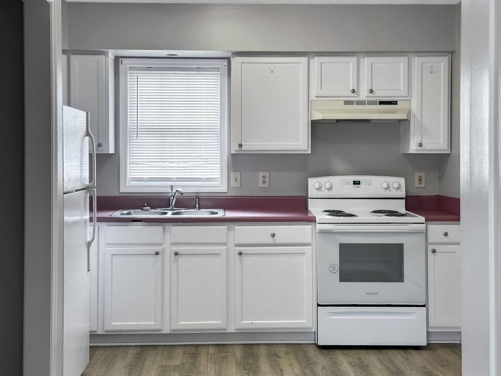 Apartment for rent at 1121 Jackson St, Burlington, NC 27217