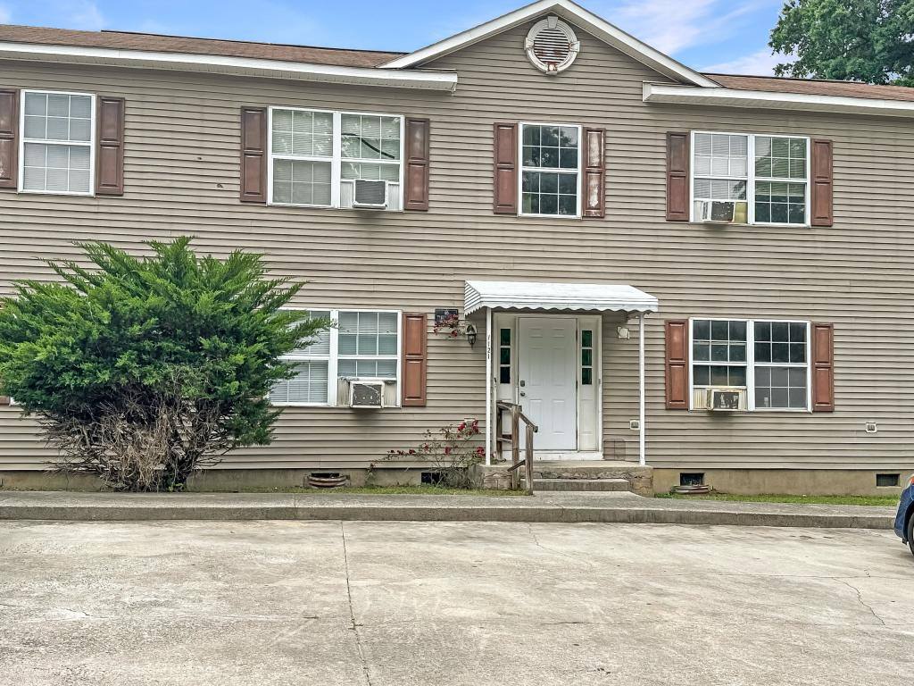 Apartment for rent at 1121 Jackson St, Burlington, NC 27217
