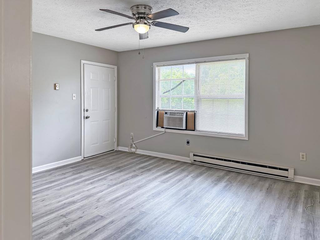 Apartment for rent at 1121 Jackson St, Burlington, NC 27217