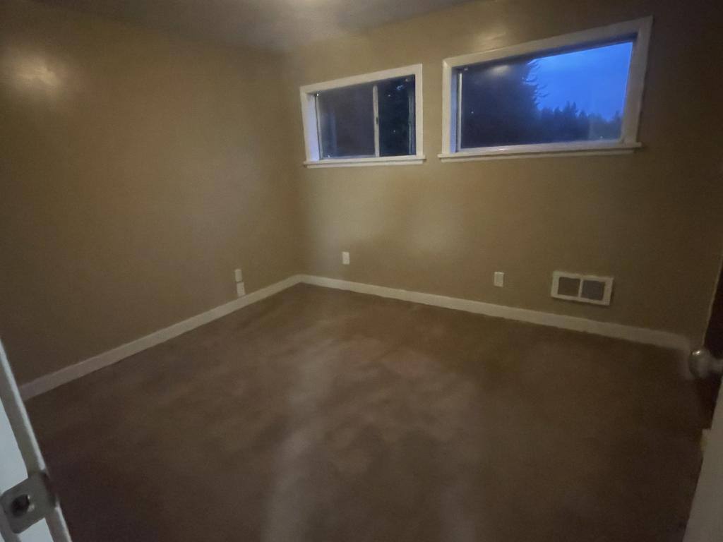 Townhouse for rent at 8418 123rd St Court E, Puyallup, WA 98373