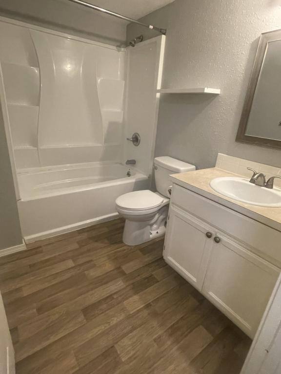 Townhouse for rent at 8418 123rd St Court E, Puyallup, WA 98373