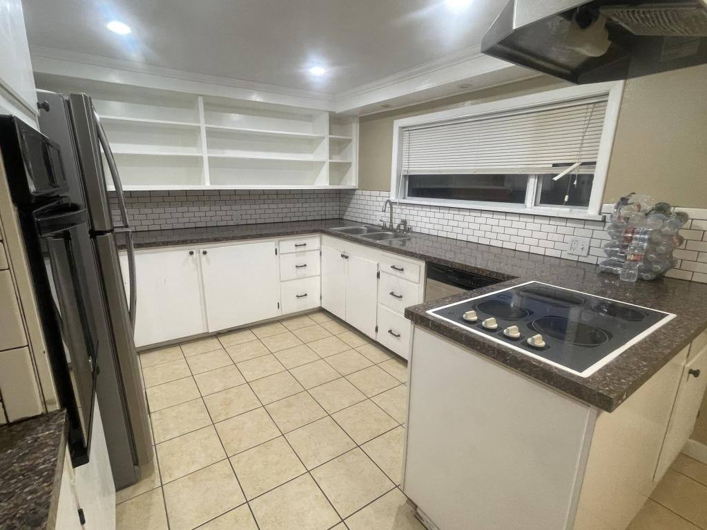 Townhouse for rent at 8418 123rd St Court E, Puyallup, WA 98373