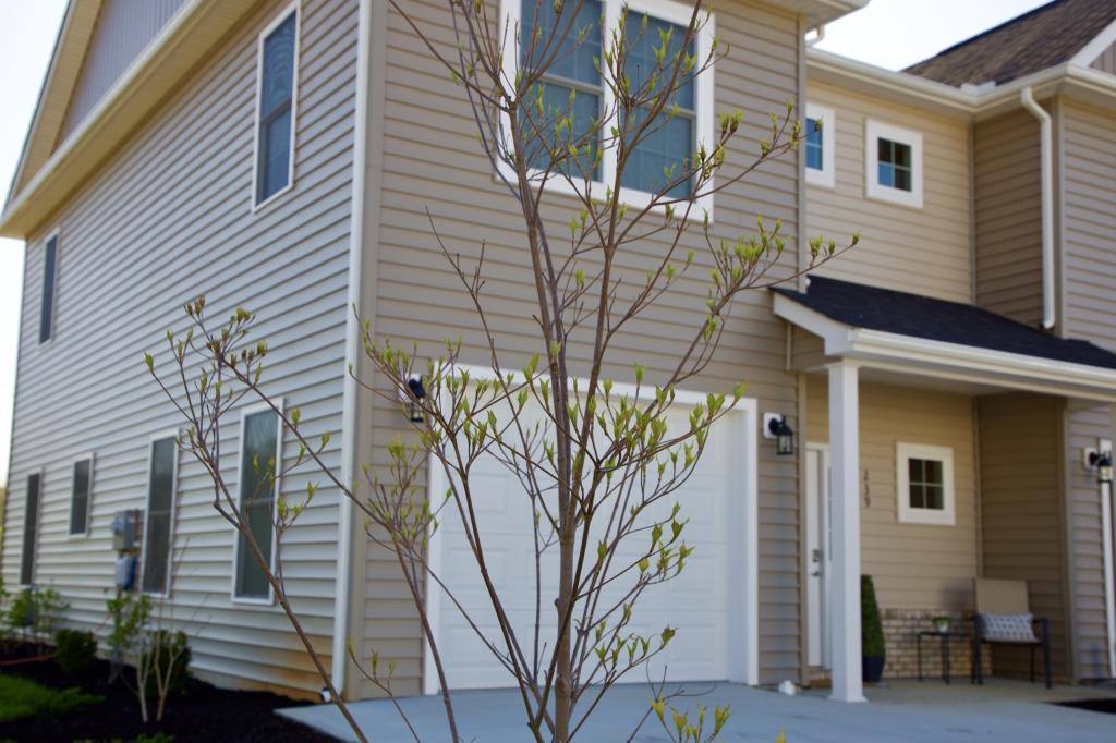 Townhouse for rent at 239 Louise Lane, Elliston, VA 24087