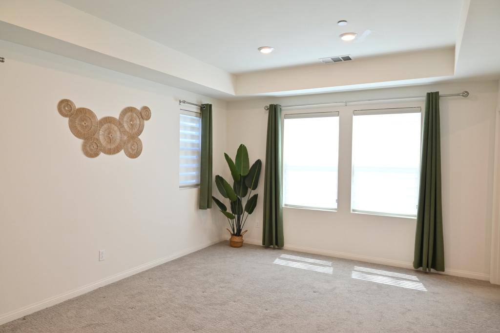 Townhouse for rent at 1692 W Trapezoid, Anaheim, CA 92802