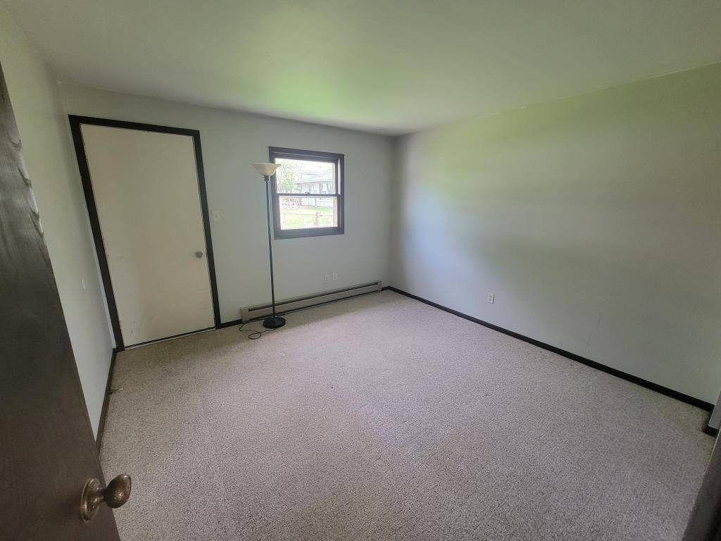 Apartment for rent at 707 Lake Ave, Kendallville, IN 46755