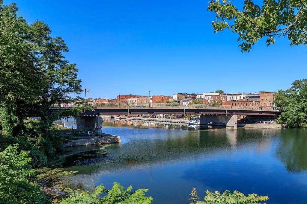 Apartment for rent at 14 E Bayard St, Seneca Falls, NY 13148