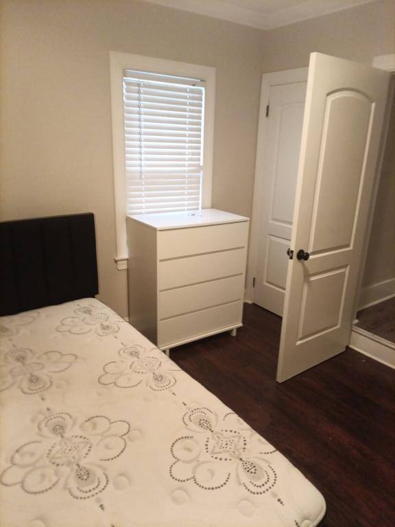 House for rent at 39 Chelsea Rd, Rochester, NY 14617