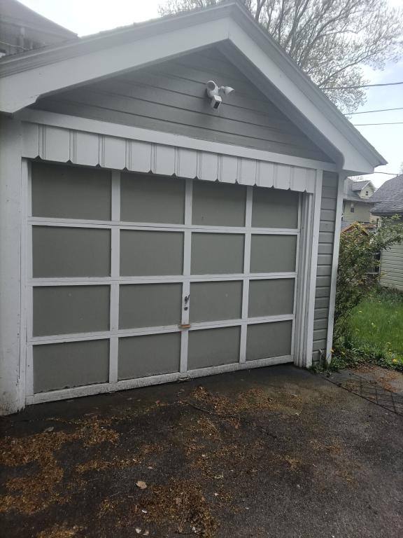 House for rent at 145 Macbeth St, Rochester, NY 14609